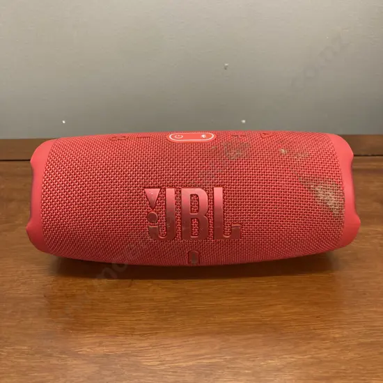 JBL CHARGE 5 Portable Bluetooth Speaker - Red